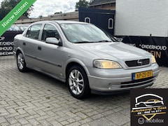 Opel Astra - 1.6 Club inruilkoopje met apk rijd en schakelt top