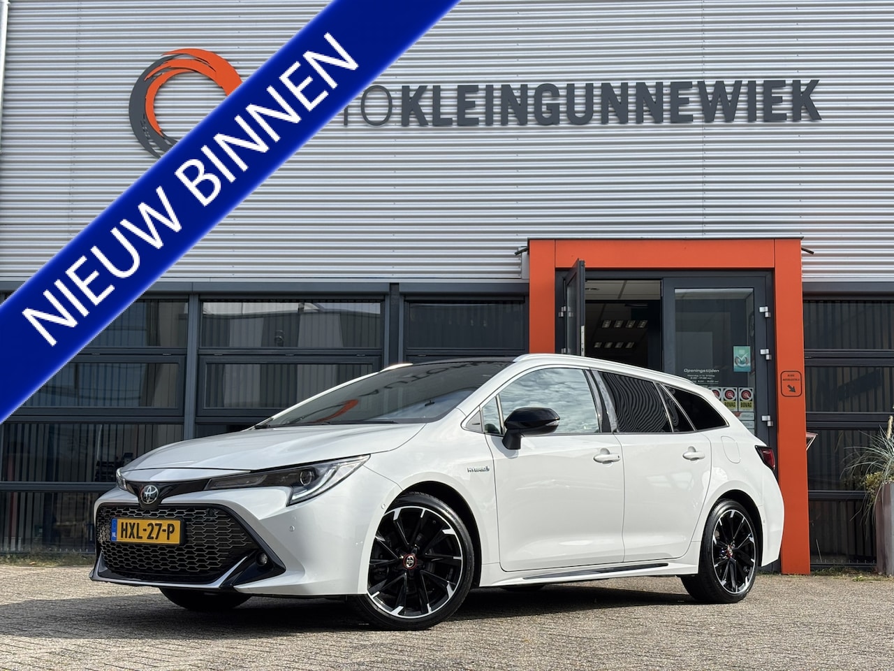 Toyota Corolla Touring Sports - 2.0 Hybrid GR SPORT PLUS / Apple Carplay / Android Auto / Schuif Kanteldak / Stoel & Stuur - AutoWereld.nl