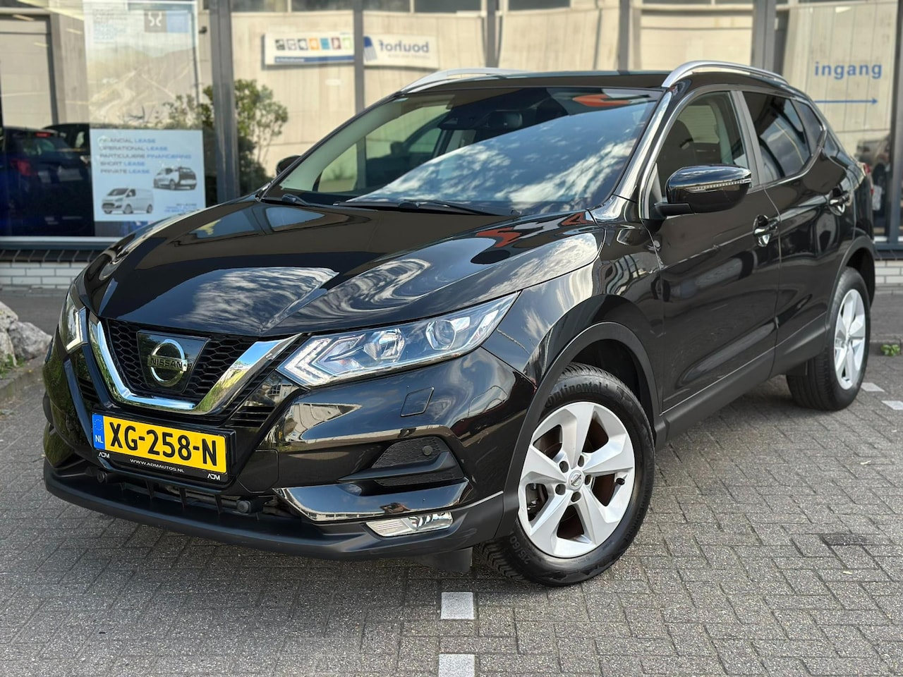 Nissan Qashqai - 1.2 N-Connecta l PANO - AutoWereld.nl