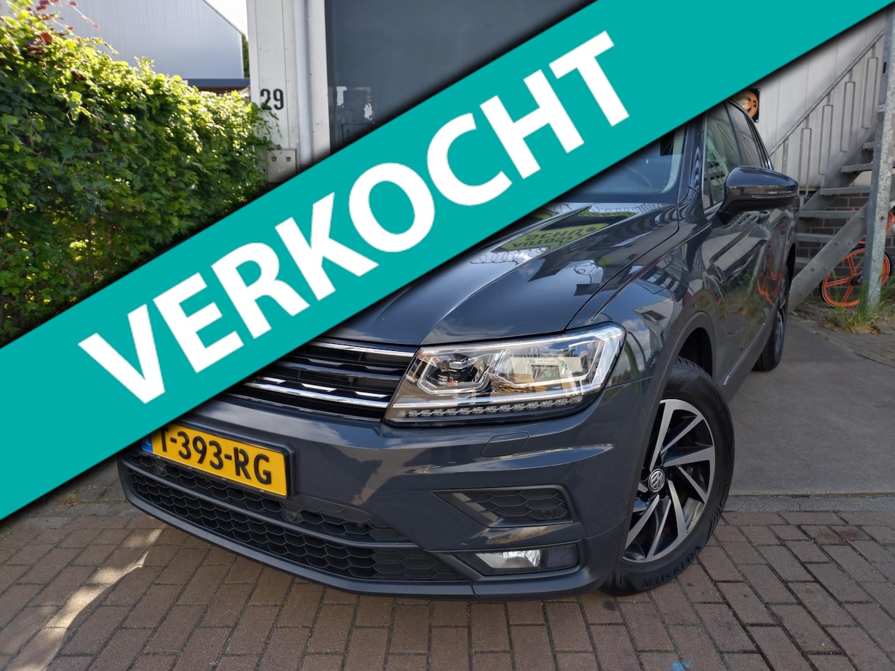 Volkswagen Tiguan - 2.0 TSI 4Motion Highline Business R digitaal cockpit - AutoWereld.nl
