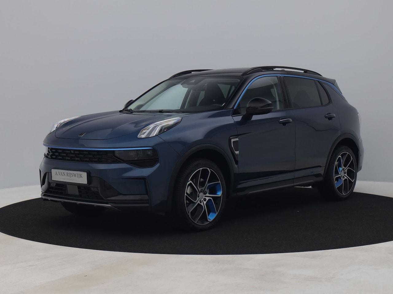 Lynk & Co 01 - 1.5 Plug-in Hybrid | 360° - AutoWereld.nl