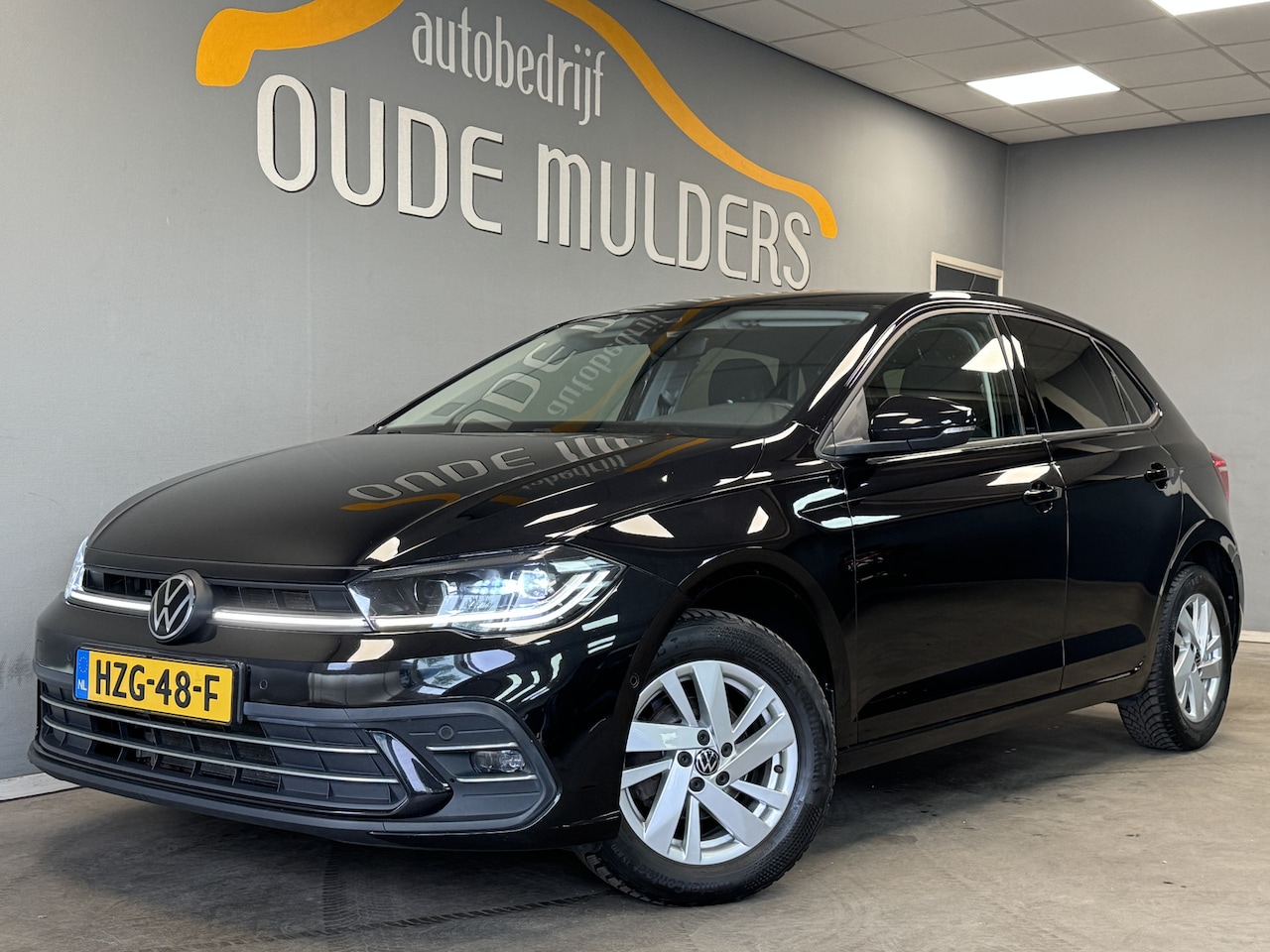 Volkswagen Polo - 1.0 TSI Dynamische Lichten/Stoelverwarming/ACC - AutoWereld.nl