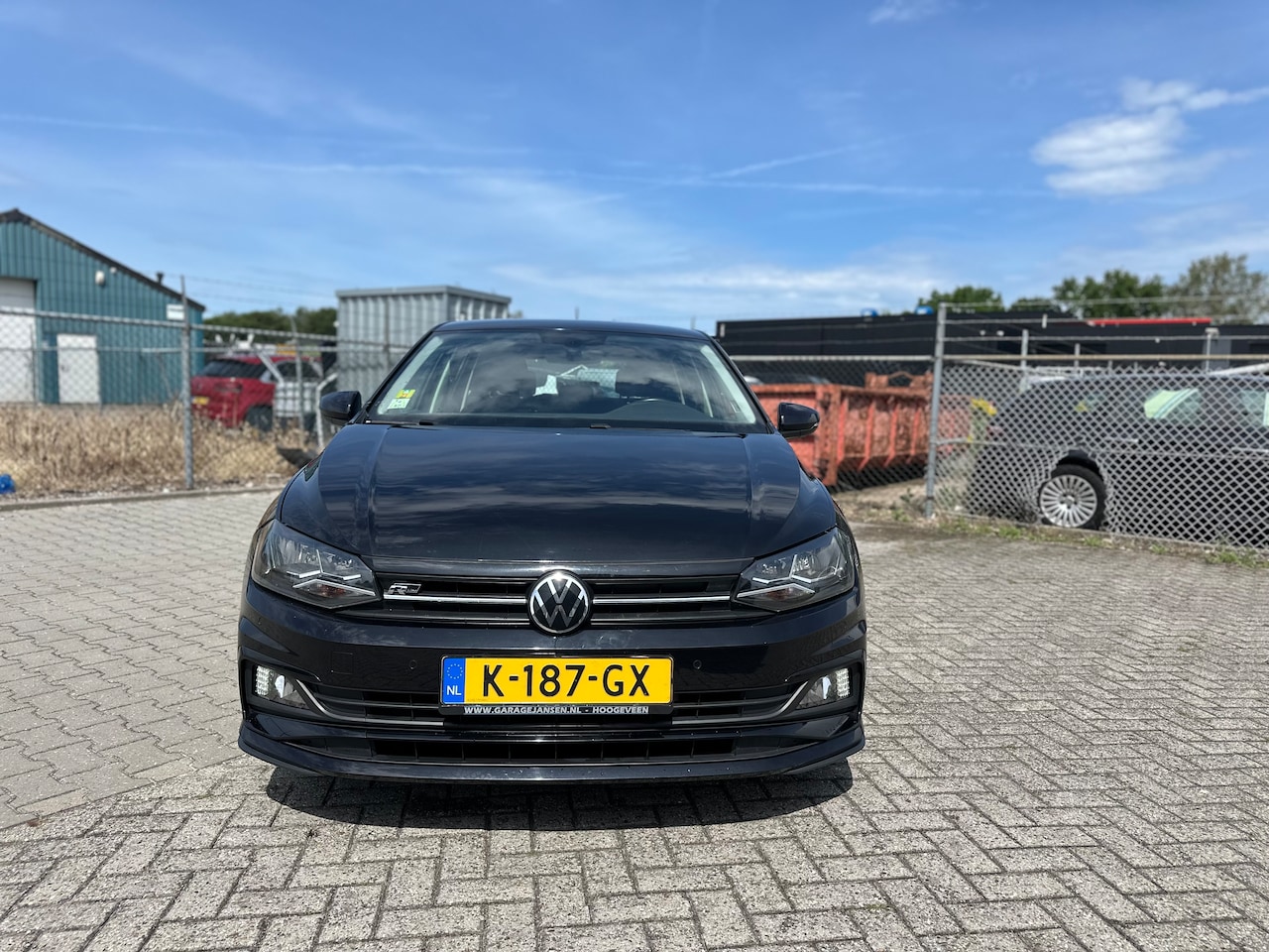 Volkswagen Polo - 1.0 TSI Comfortline Nette polo met lichte parkeer schade bij onderkant drempel - AutoWereld.nl