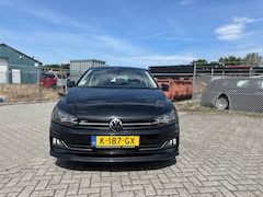 Volkswagen Polo - 1.0 TSI Comfortline Nette polo met lichte parkeer schade bij onderkant drempel