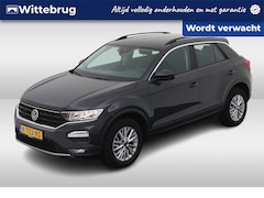 Volkswagen T-Roc - 1.0 TSI 110pk Style / App-Connect / Parkeersensoren / airco / 16" LMV