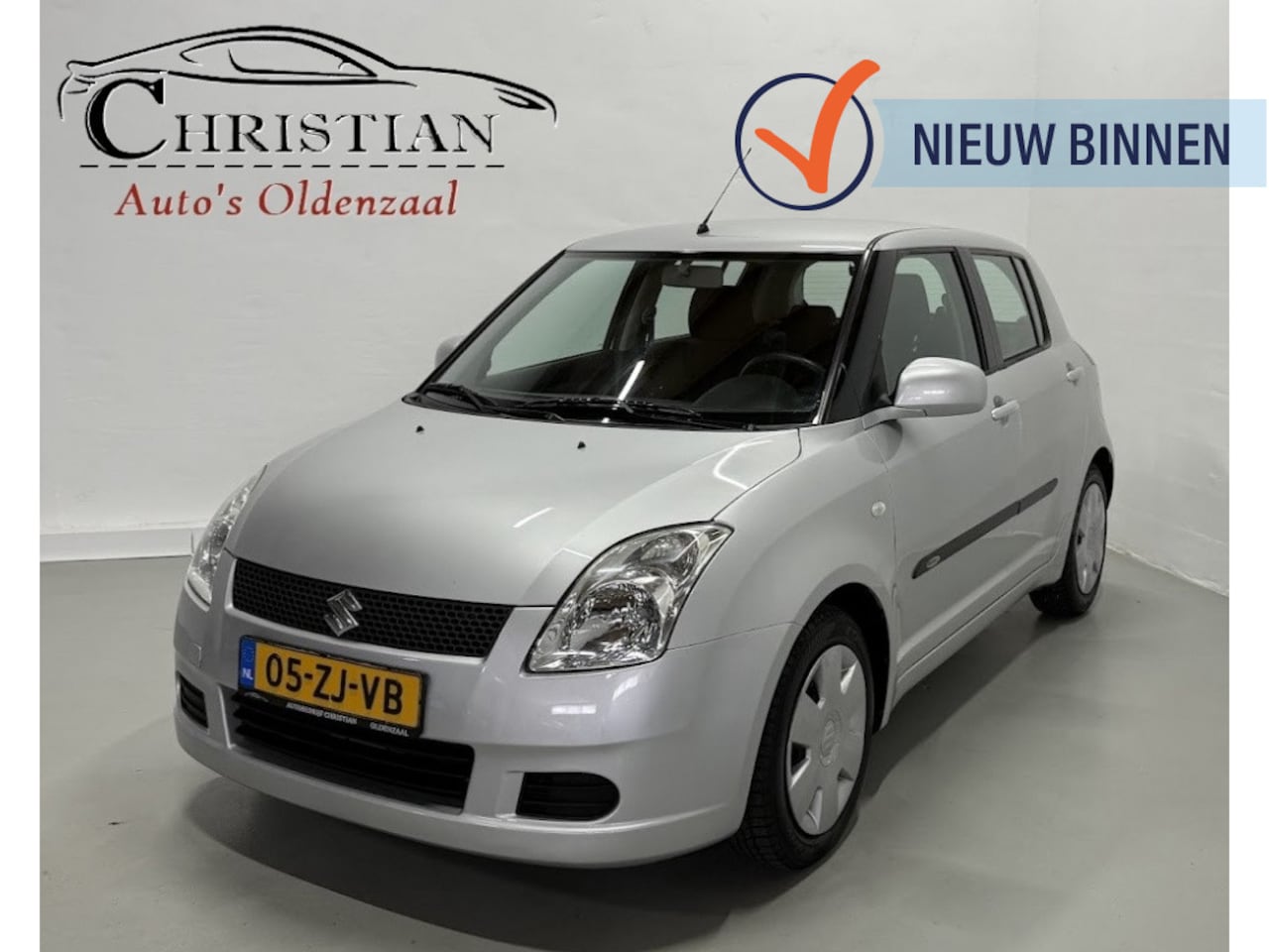 Suzuki Swift - 1.3 GLS | 5D | AIRCO | TREKHAAK - AutoWereld.nl