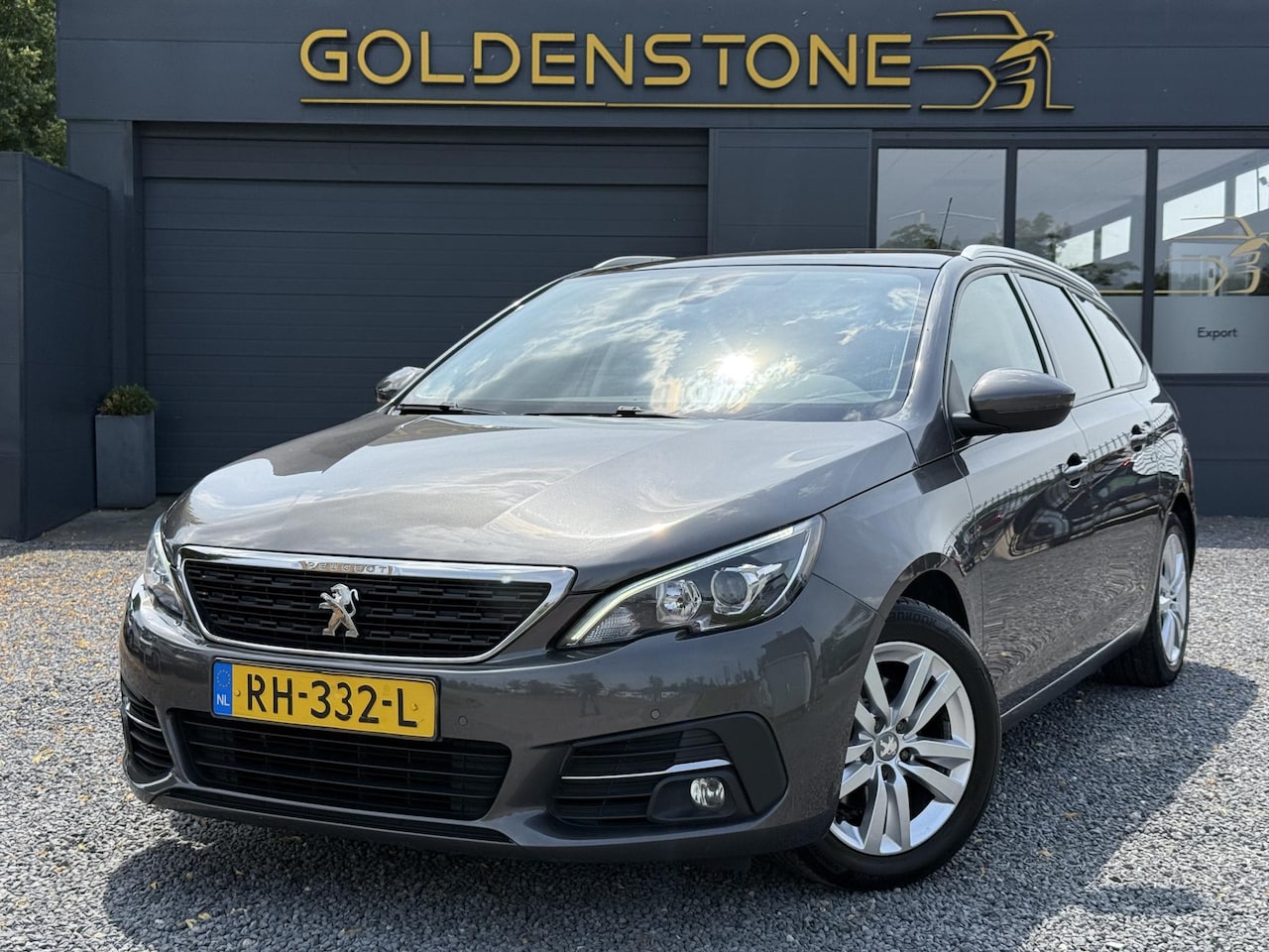 Peugeot 308 SW - 1.2 PureTech Blue Lease Executive 2e Eigenaar,Pano,110pk,Navi,Dealer Onderhouden,Clima,Cru - AutoWereld.nl