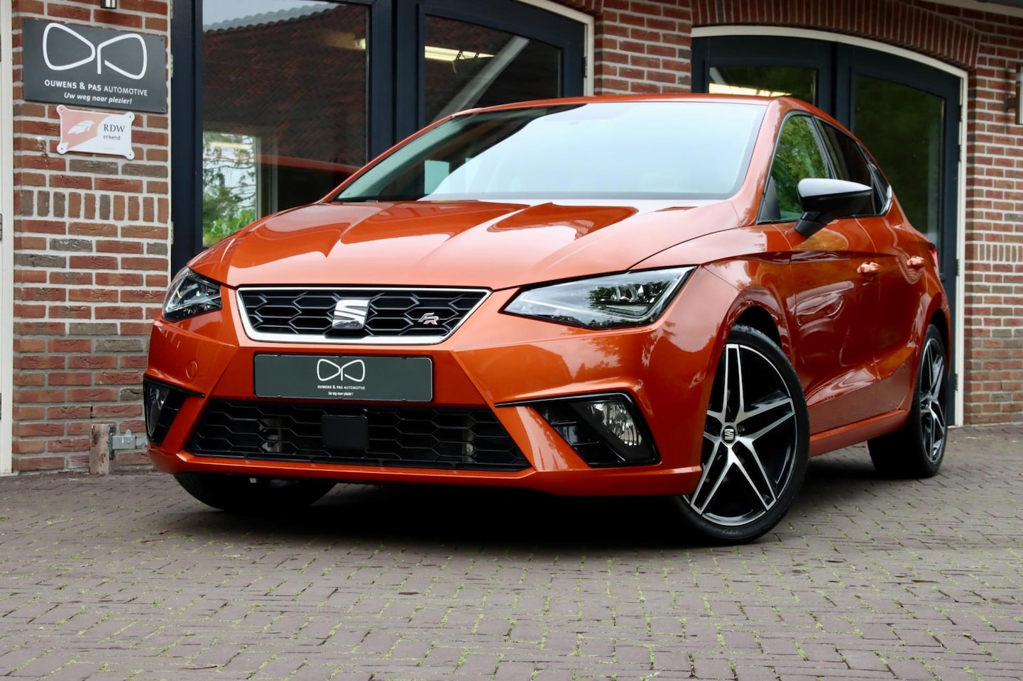 SEAT Ibiza - 1.0 TSI FR | NAVIGATIE | CARPLAY | CRUISE | STOELVERW. | 116 PK | LED - AutoWereld.nl