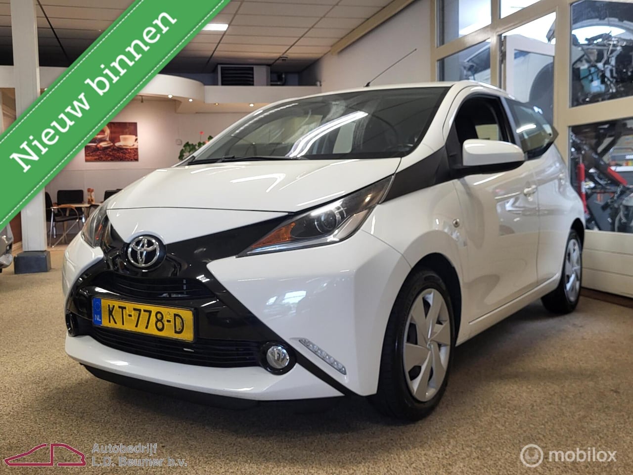 Toyota Aygo - 1.0 VVT-i5drs x-now *NL, AIRCO, CAMERA, RIJKLAARPRIJS!* - AutoWereld.nl