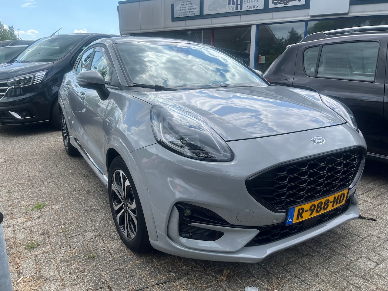 Ford Puma - 1.0 EcoBoost Hybrid ST-Line BJ 2022 MATTER GREY - AutoWereld.nl