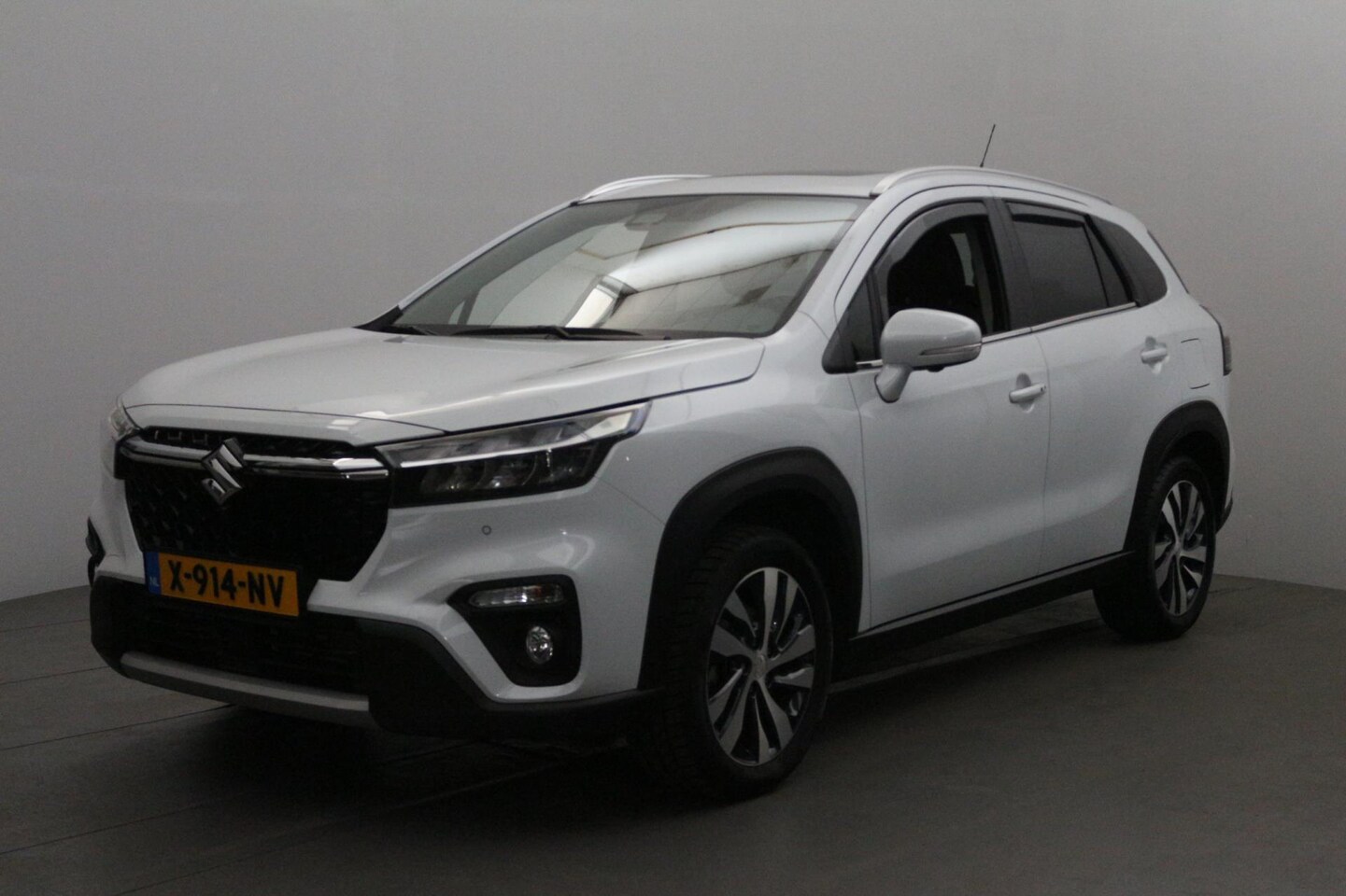 Suzuki S-Cross - 1.4 Boosterjet AllGrip Select Smart Hybrid 1.4 Boosterjet AllGrip Select Smart Hybrid, NIEUWSTAAT, 4 JAAR FABRIEKSGARANTIE, VOL OPTIE - AutoWereld.nl