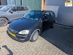 Opel Corsa - 1.2-16V Essentia met nieuwe APK bij aflevering
