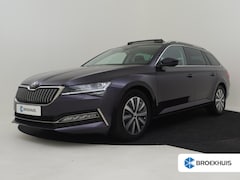 Skoda Superb Combi - 1.4 TSI iV Business Edition Plus 218pk Trekhaak | Panoramadak | Adaptief crusie control |