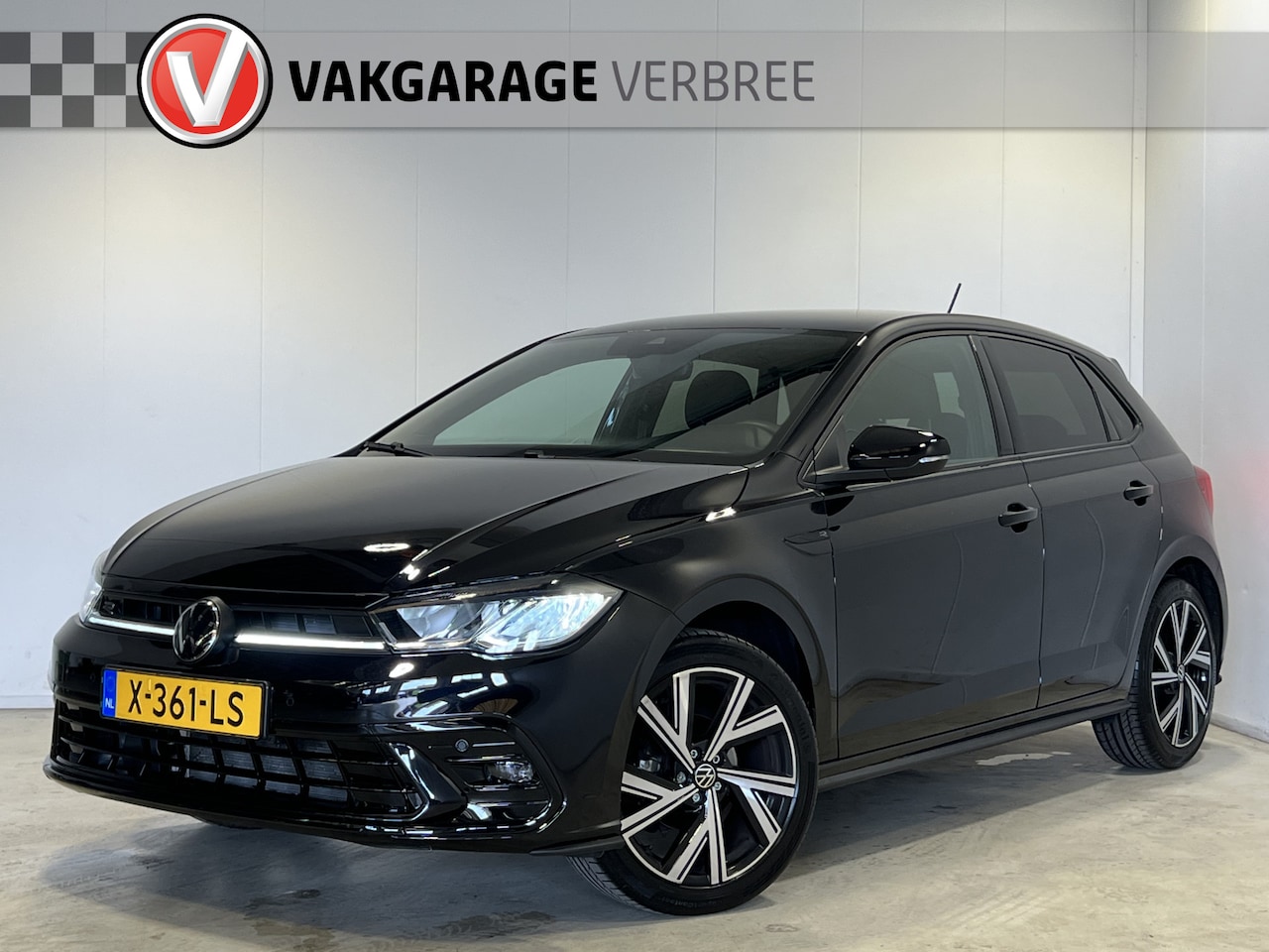 Volkswagen Polo - 1.0 TSI R-Line Business | Navigatie/Android/Apple Carplay | LM Velgen 17" | Voorstoelen Ve - AutoWereld.nl