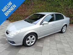 Opel Vectra - 2.2-16V Executive Ecc | Leer | Audio