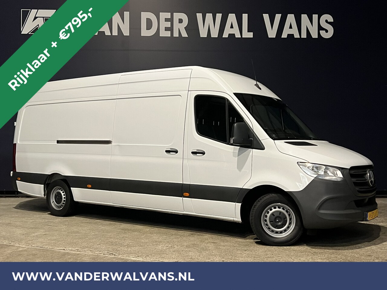 Mercedes-Benz Sprinter - 315 CDI 150pk 9G-Tronic Automaat L3H2 Euro6 *Rijklaar Direct Rijden* Airco | Camera | Navi - AutoWereld.nl