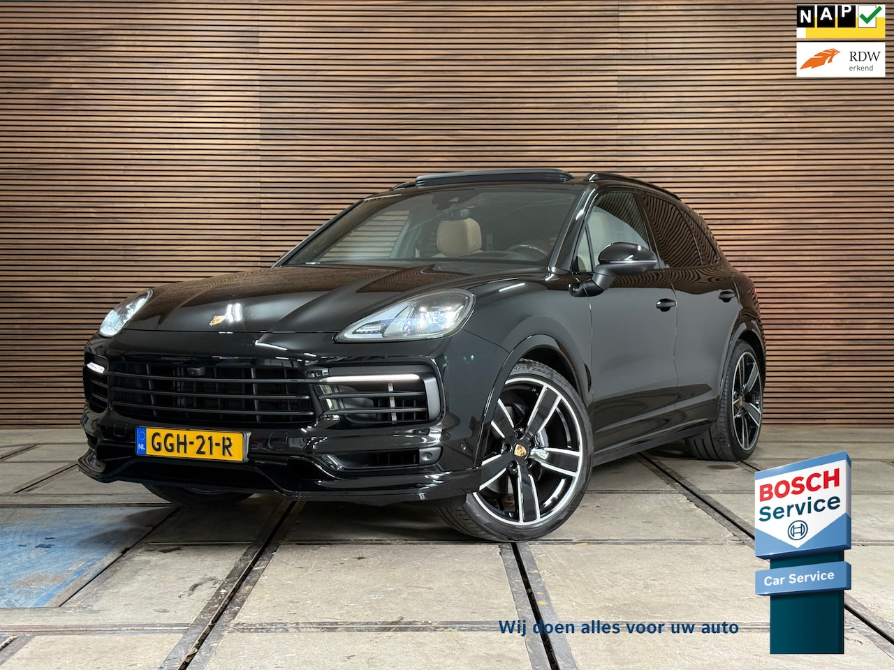 Porsche Cayenne - 3.0 E-Hybrid Platinum Edition | Sportchrono | Luchtvering | SportDesign - AutoWereld.nl