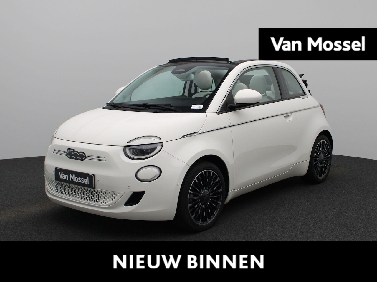 Fiat 500 C - 500e La Prima 42 kWh | NAVIGATIE | ACHTERUITRIJCAMERA | STOELVERWARMING | LEDEREN STOELEN - AutoWereld.nl