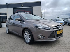 Ford Focus - 1.0 EcoB. Titanium/Dealer onderhouden/D.Riem vervangen