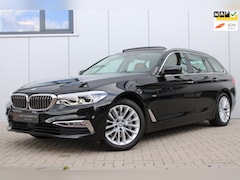 BMW 5-serie Touring - 530i xDrive Luxury I PANO I ACC I CAM I KEYLESS I HUD I MEMORY I STUURVERW. I LEDER I DODE