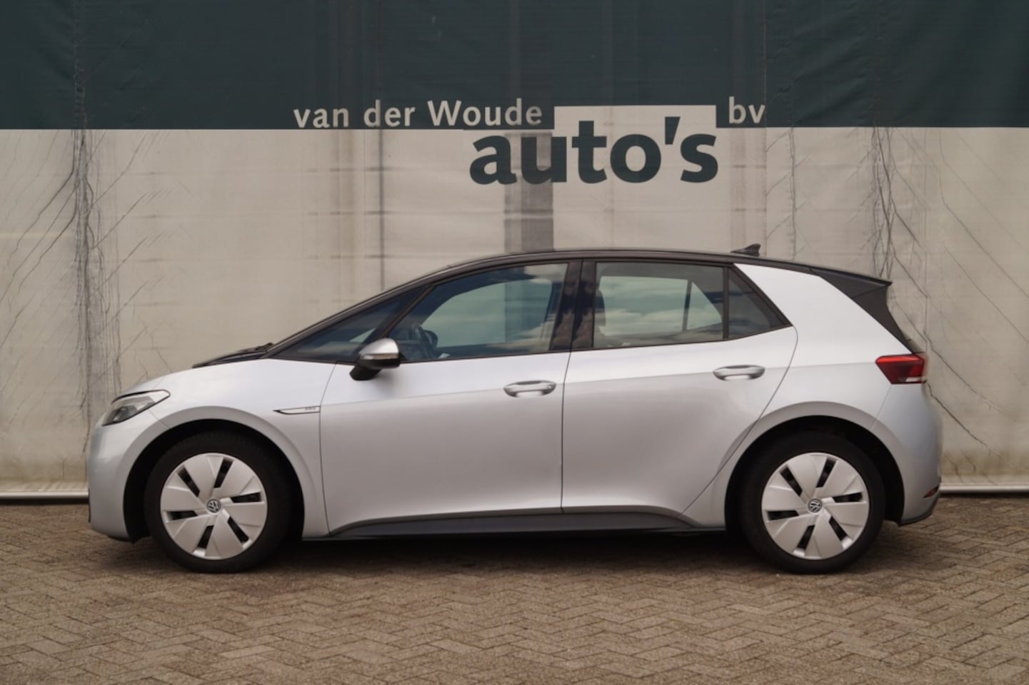 Volkswagen ID.3 - Life Pro 58kWh -NAVI-ECC-PDC- - AutoWereld.nl
