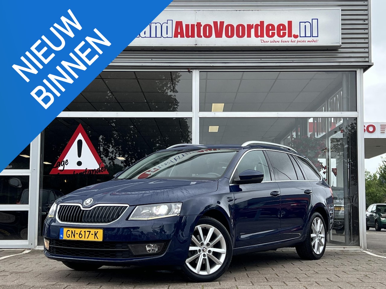 Skoda Octavia Combi - 1.6 TDI Greentech DSG / Carplay / Keyless / Xenon / Navi / 2015 - AutoWereld.nl