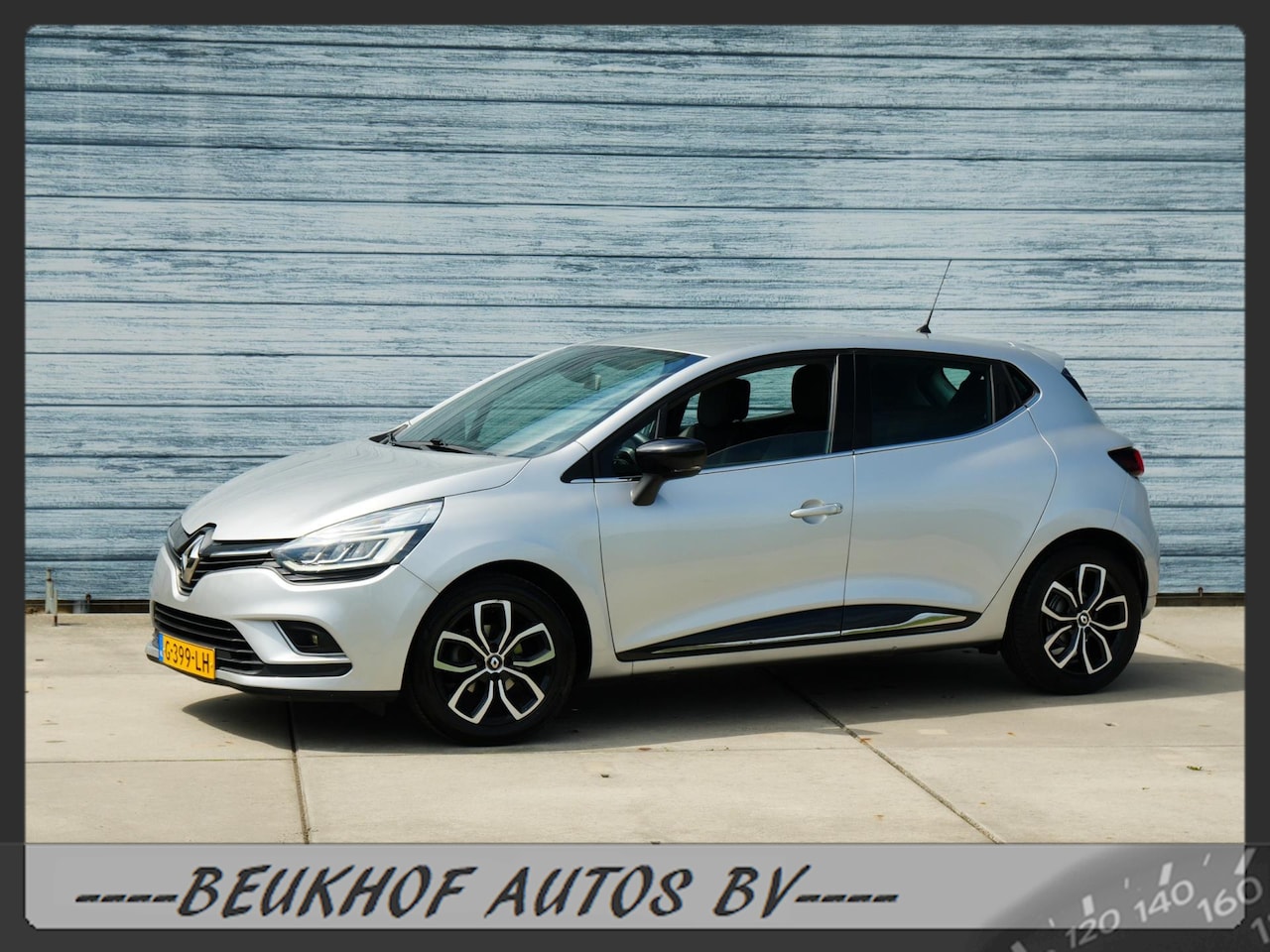 Renault Clio - 0.9 TCe Intens Camera Carplay Half Leer Navi - AutoWereld.nl