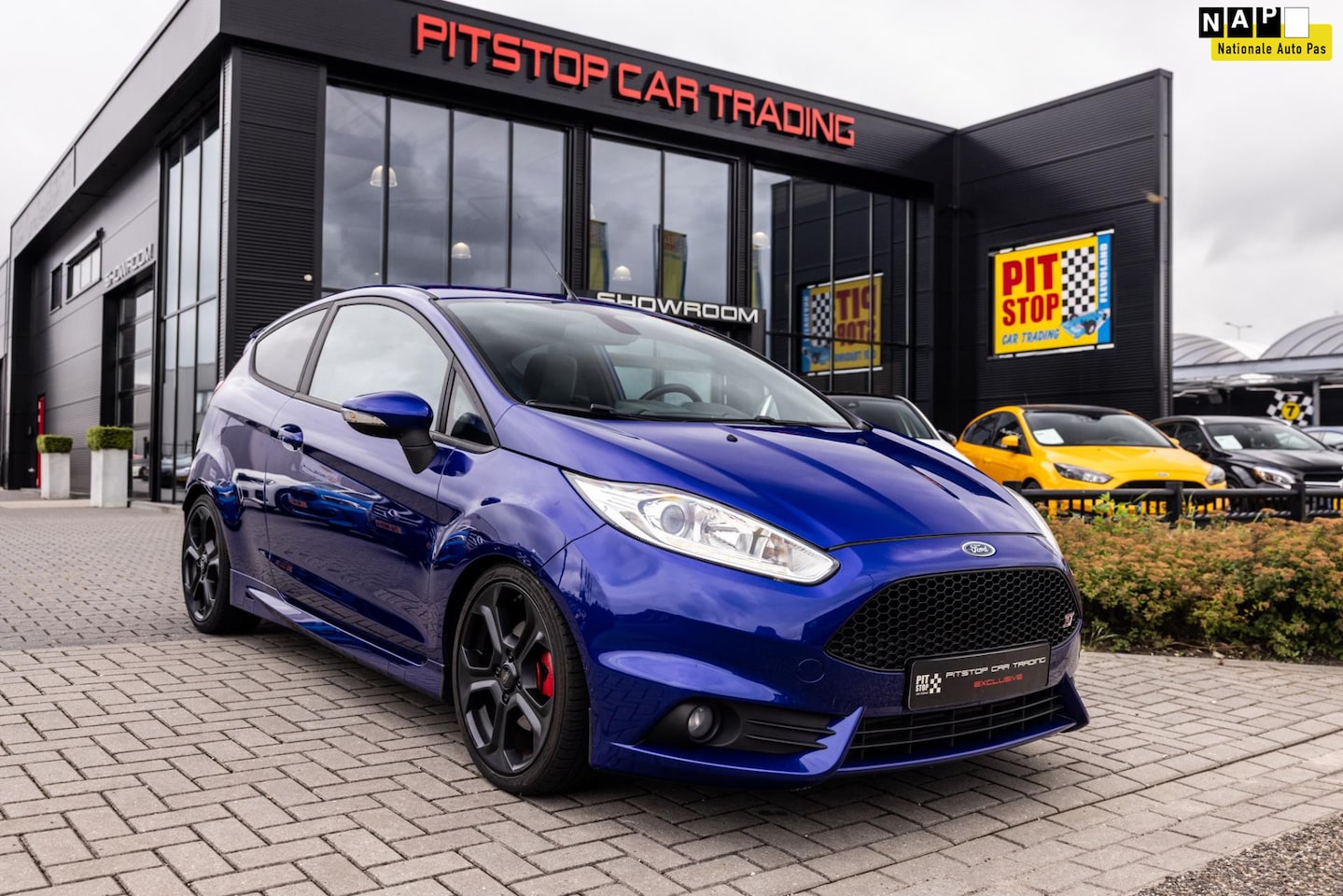 Ford Fiesta - 1.6 ST2 1.6 ST2, 182 PK, Navi, Parkeersensoren, Voorruitverwarming! - AutoWereld.nl