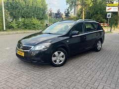 Kia Cee'd - 1.4 CVVT X-tra Airco Dealer Onderhoud Trekhaak
