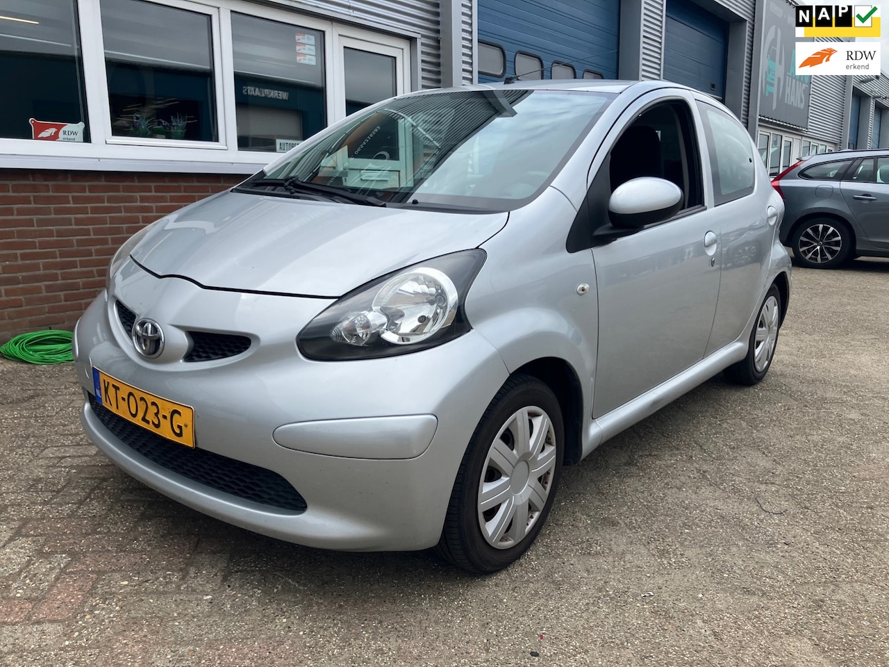 Toyota Aygo - 1.0-12V - AutoWereld.nl