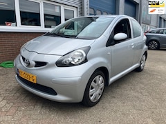 Toyota Aygo - 1.0-12V