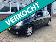 Renault Clio - 1.2-16V Excitement