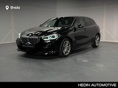 BMW 1-serie - 118i | M-Sport | 17'' M-Lichtmetaalvelgen | Connectedpakket Pro | Live Cockpit pro | LED K