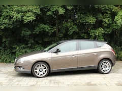 Lancia Delta - 1.8-16V Di Executive cruise clima leer navigatie APK nieuw AUTOMAAT