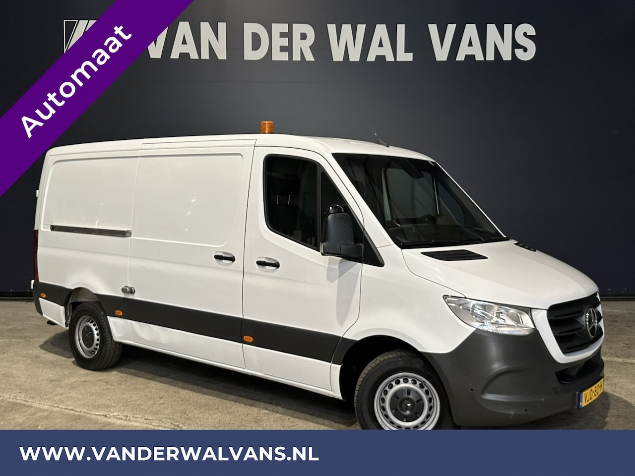 Mercedes-Benz Sprinter - 317 CDI 170pk 9G-Tronic Automaat 3500kg Trekhaak Inrichting L2H1 Euro6 Airco | Camera | Ap - AutoWereld.nl