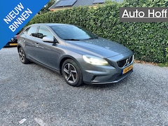 Volvo V40 - 2.0 D3 R-Design Automaat | LED | Navi | Autom. Airco | Cruise Control | LMV | Privacy Glas