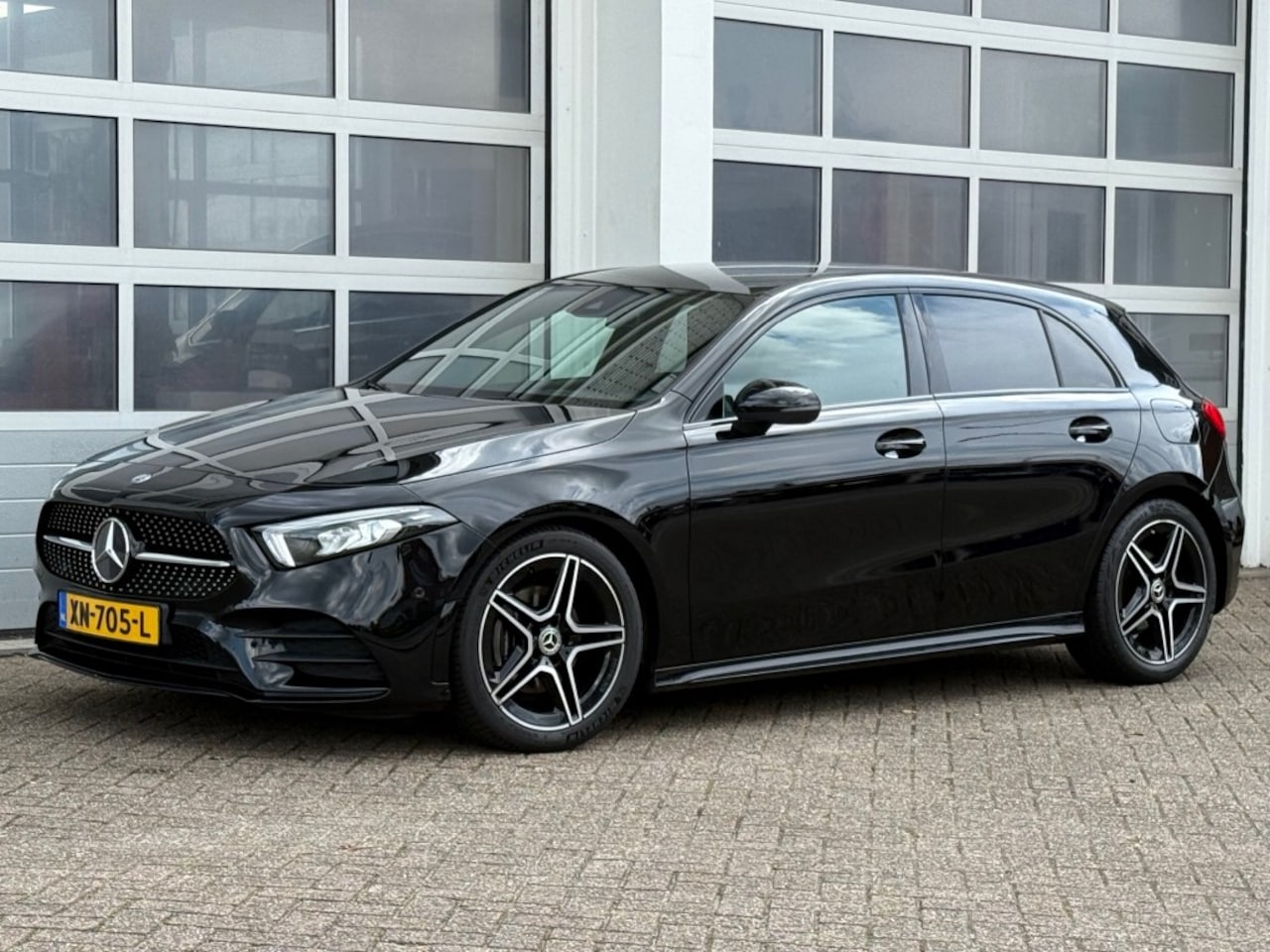 Mercedes-Benz A-klasse - A180 Business Solution AMG Navi Camera Widescreen - AutoWereld.nl