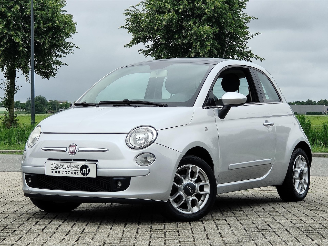 Fiat 500 - 1.2 Lounge | Panorama | Airco - AutoWereld.nl