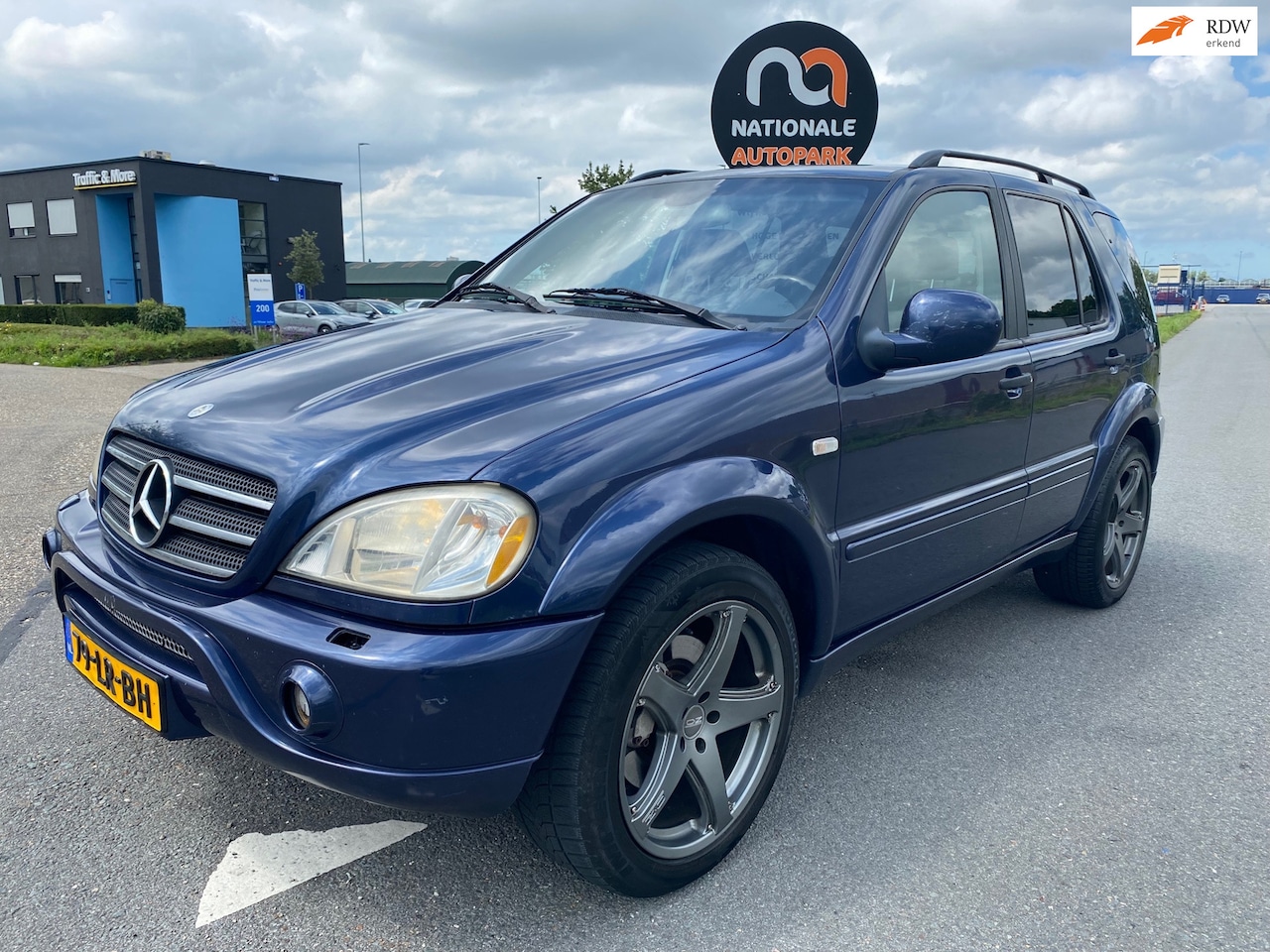 Mercedes-Benz M-klasse - 2001 * AMG 55 * ELEC. RAMEN * AIRCO * CRUISE CONTROL * LMV - AutoWereld.nl