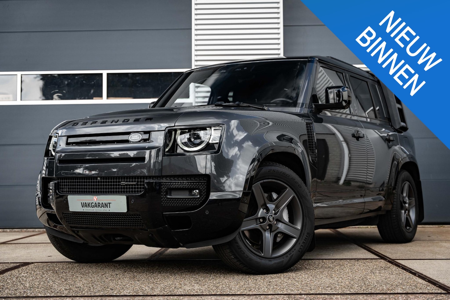 Land Rover Defender 110 - 2.0 P400e X-Dynamic HSE |Meridian |Luchtvering |Panorama |ACC - AutoWereld.nl