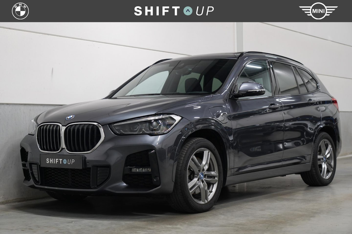 BMW X1 - xDrive25e M-Sport | Panoramadak | Head Up | Hifi - AutoWereld.nl