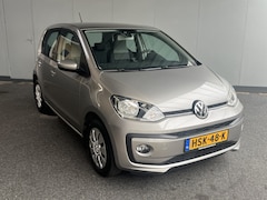 Volkswagen Up! - 1.0 BMT move up uit 2019 Rijklaar + 12 maanden Bovag-garantie Henk Jongen Auto's in Helmon