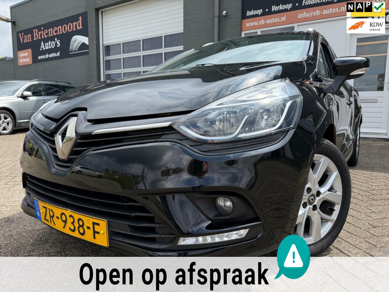 Renault Clio Estate - 0.9 TCe Limited met parkeersensoren en navigatie en bluetooth telefoon / media en airco en - AutoWereld.nl