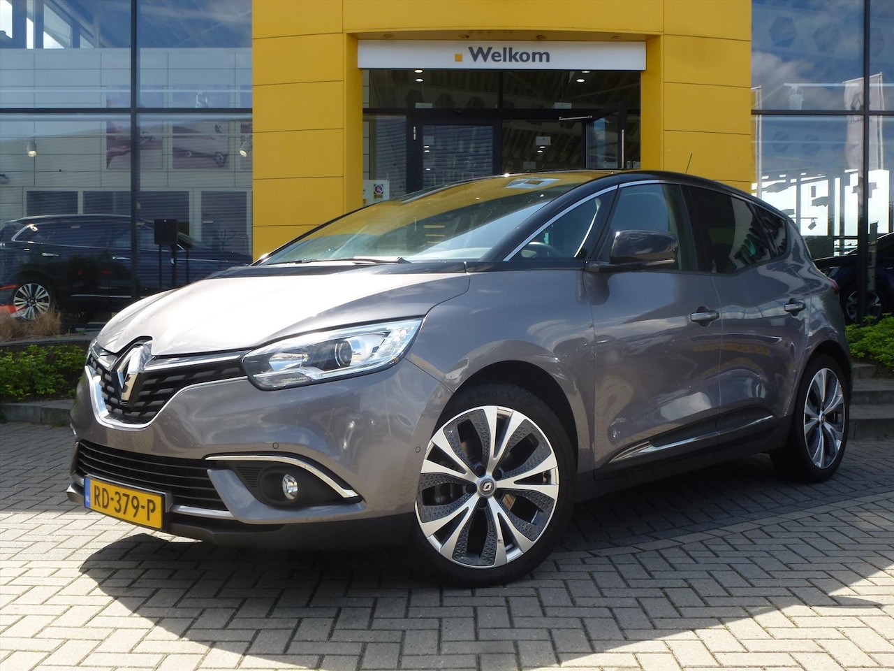 Renault Scénic - 1.2 TCe 130pk Intens / Trekhaak / Easy Life / Camera - AutoWereld.nl