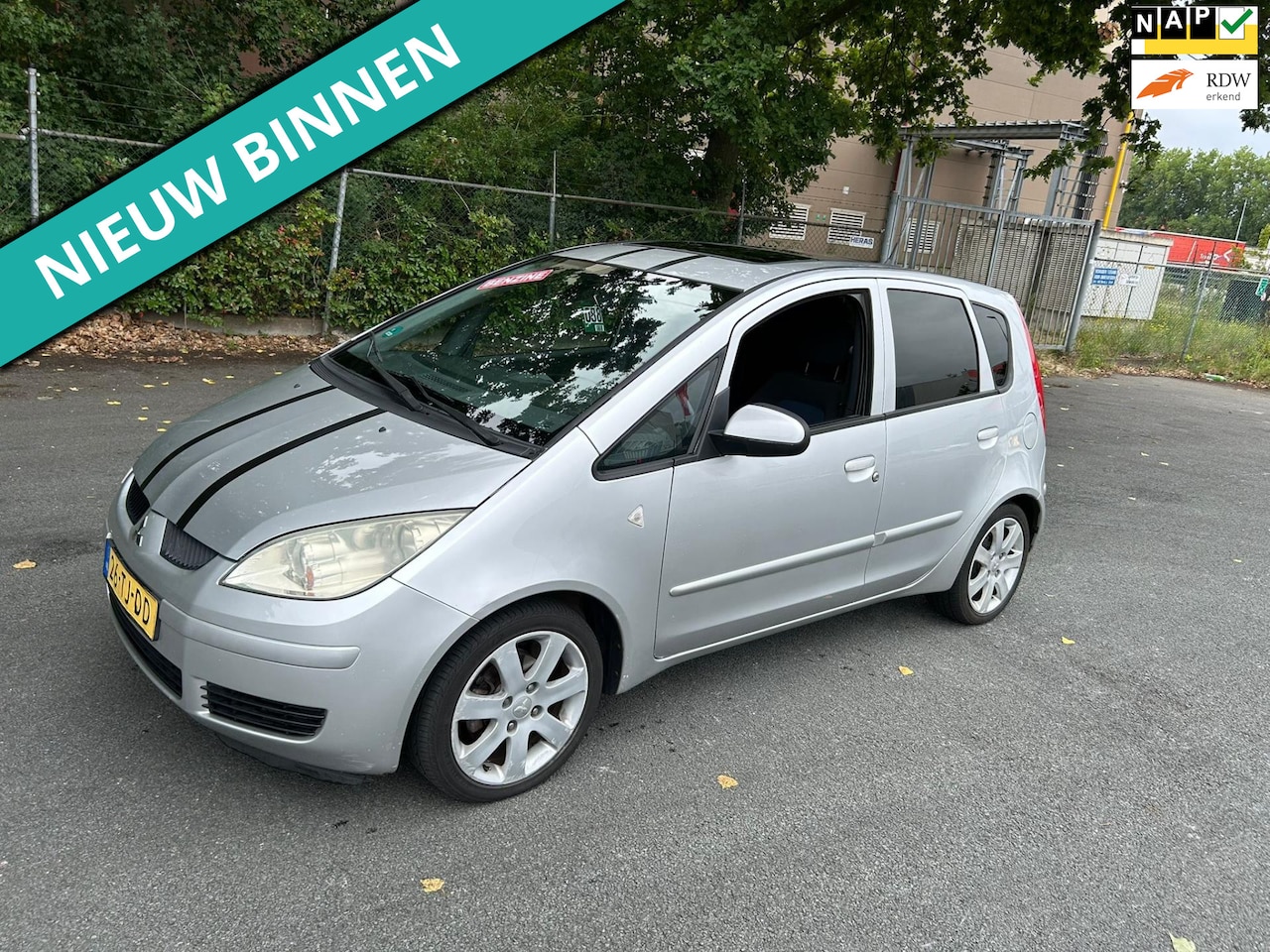 Mitsubishi Colt - 1.5 d'Azur LEUKE AUTO RIJDT EN SCHAKELT GOED - AutoWereld.nl