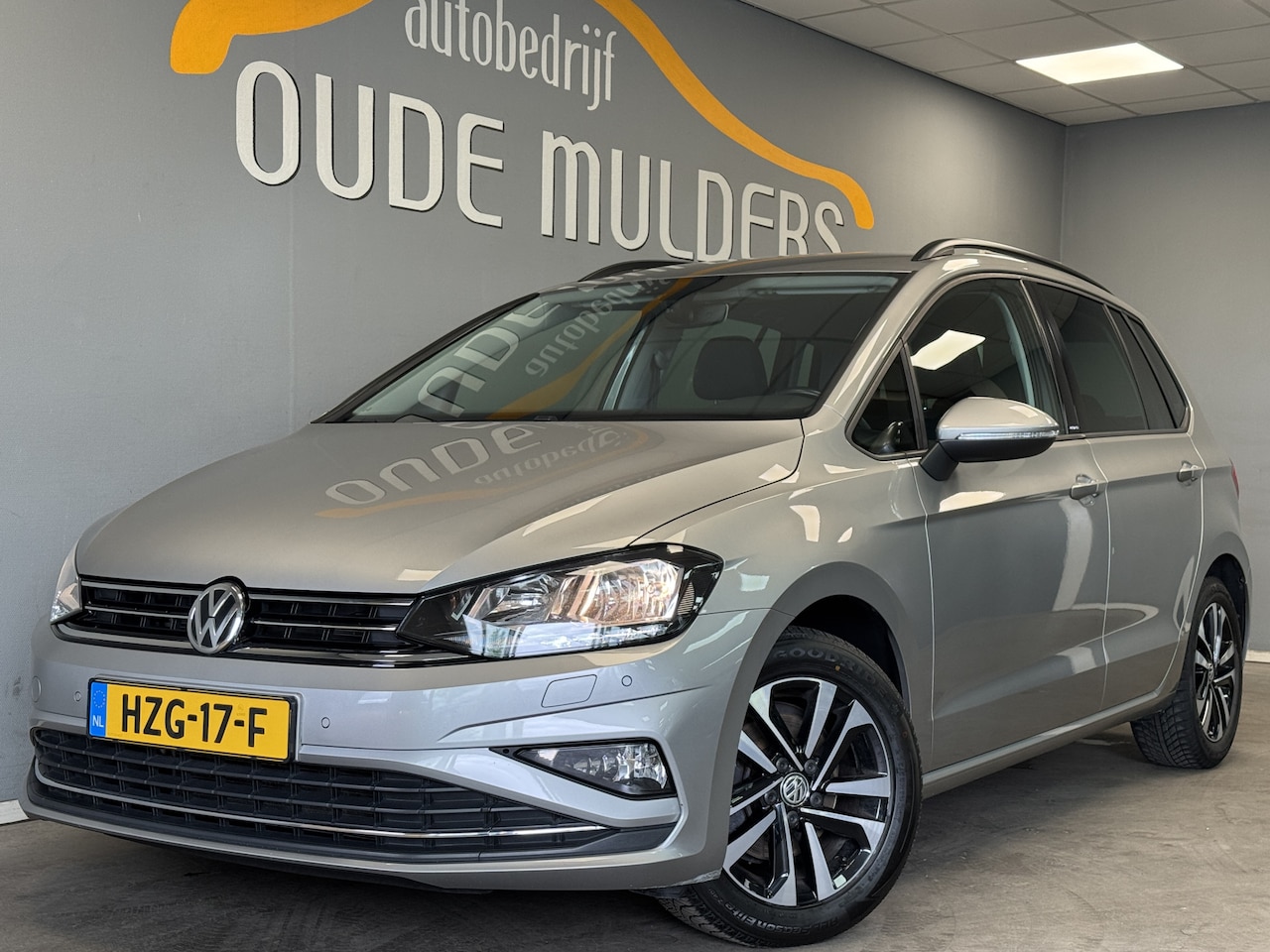 Volkswagen Golf Sportsvan - 1.5 TSI Stoelverwarming/ACC/Navi - AutoWereld.nl