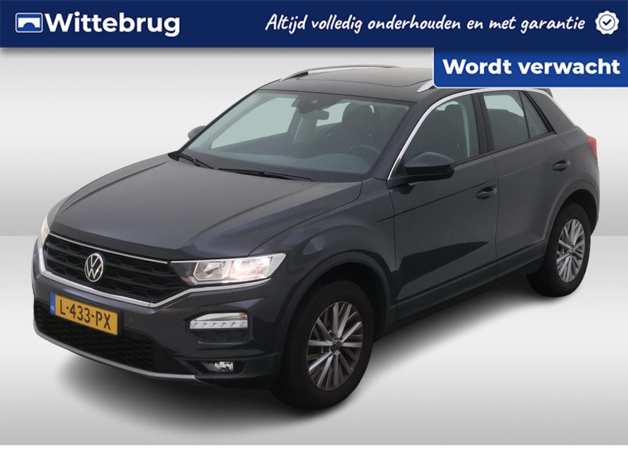 Volkswagen T-Roc - 1.0 TSI Style Business / Panoramadak / Navigatie / App-Connect / Elektr. Achterklep - AutoWereld.nl