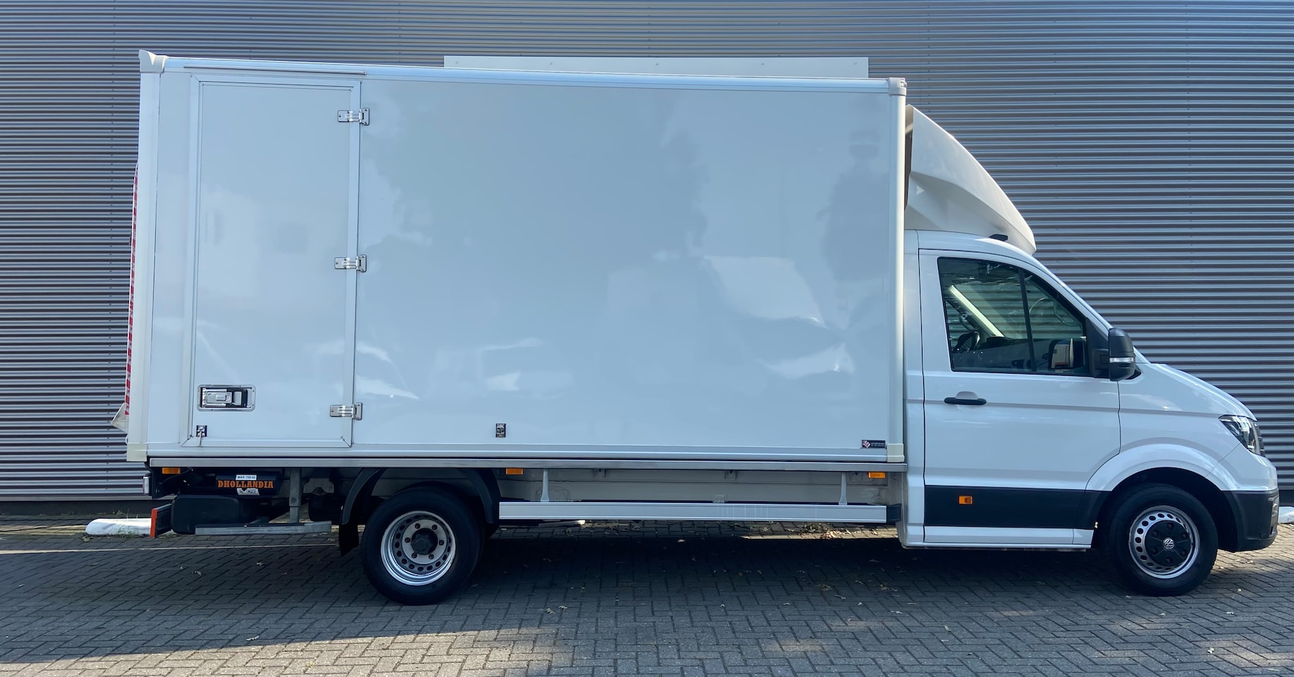 Volkswagen Crafter - 50 2.0 TDI L4H3 DL Bakwagen - AutoWereld.nl