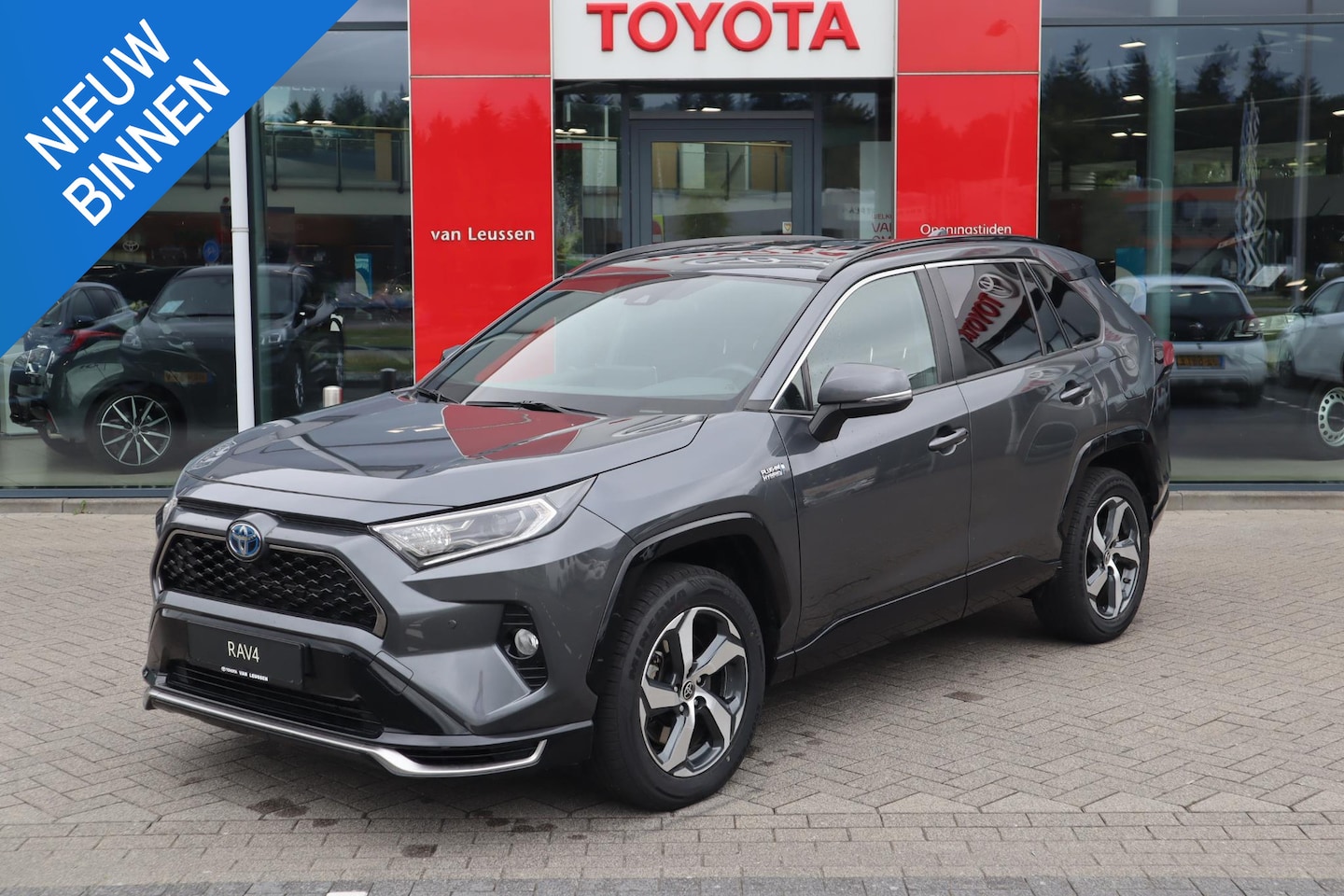 Toyota RAV4 - 2.5 PLUG-IN HYBRID AWD 306PK - AutoWereld.nl