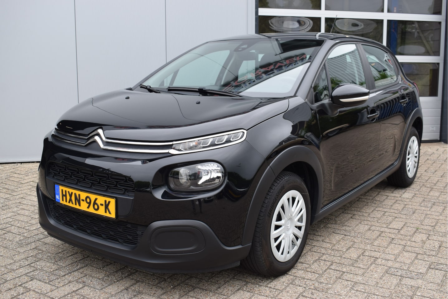 Citroën C3 - 1.2 PureTech Feel | Stoelverwarming | Climate Control | Apple Carplay/Android Auto - AutoWereld.nl